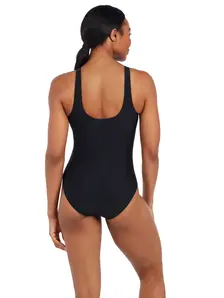 Display front view 2 of Product detail - Sandon Scoopback black